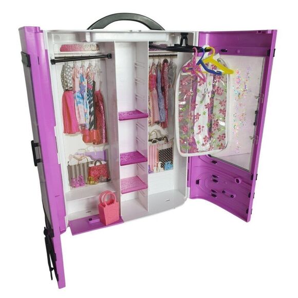 Barbie Fashionista Ultimate Closet Wardrobe Set With Doll & Accessories - Picture 4 of 7